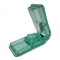 2020 OEM portable Food grade plastic pill cutter pill crusher